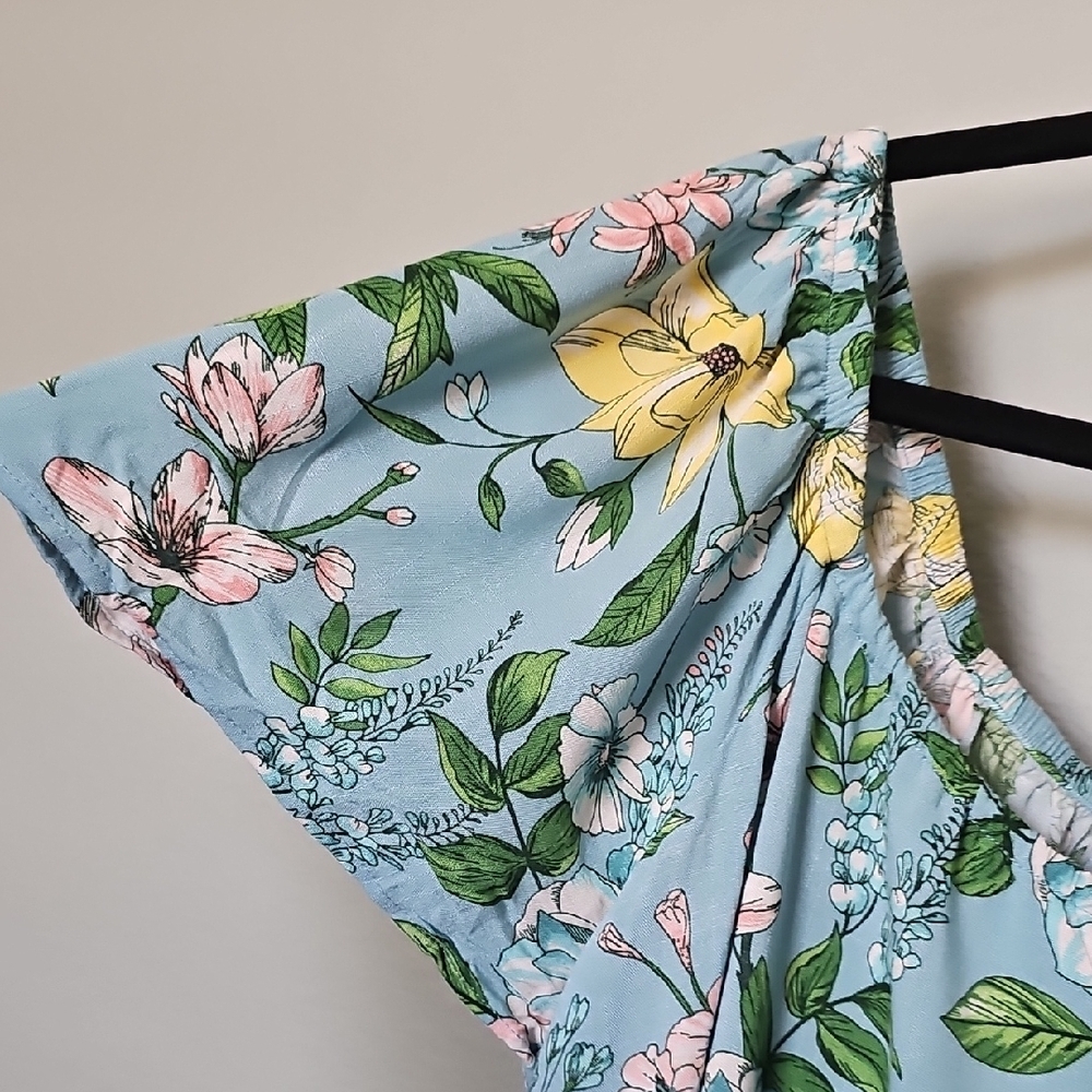 Torrid Summer Vacation Light Blue Floral Off The Shoulder Blouse XL - Picture 5 of 9